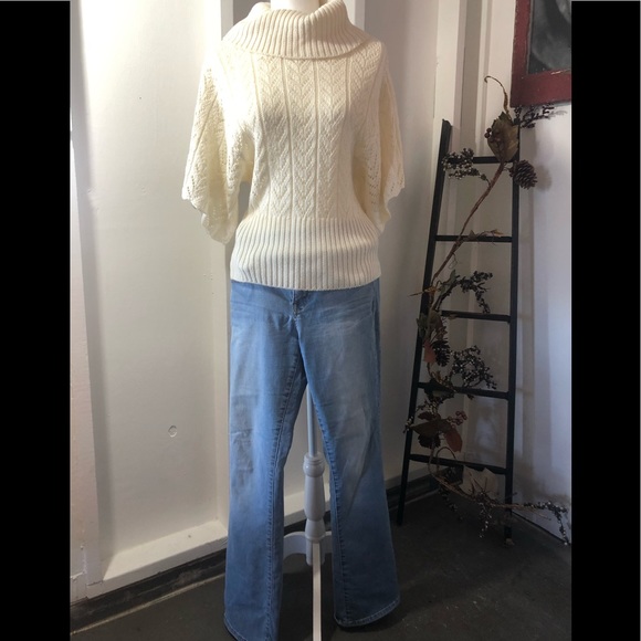 SOLD! A'GACI Dolman Sleeve Cowlneck Sweater L - Picture 7 of 7